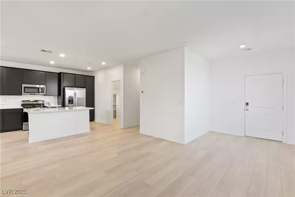 Henderson, NV 89044,2502 Vittora Pointe ST