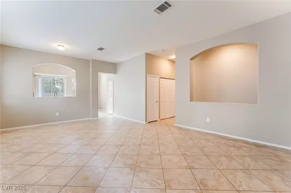 Las Vegas, NV 89144,912 Siena Hills LN