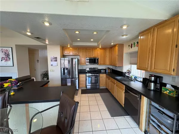 North Las Vegas, NV 89031,4840 High Creek DR