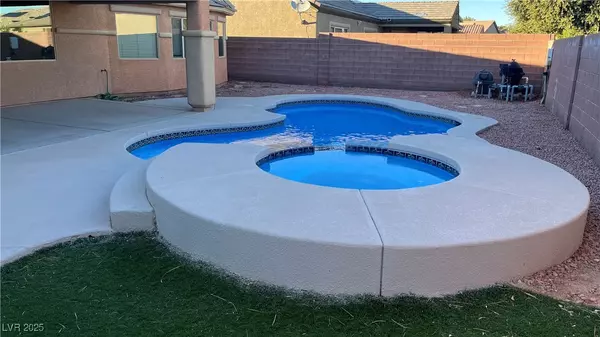 Las Vegas, NV 89122,3706 Greenfield Lakes ST