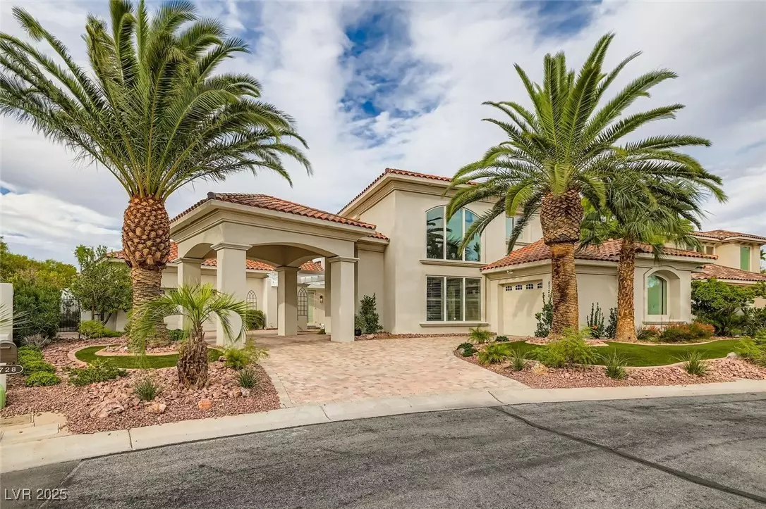 Las Vegas, NV 89148,8728 Mesa Canogo DR