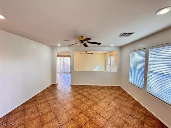 Las Vegas, NV 89183,11786 Pine Shadows ST
