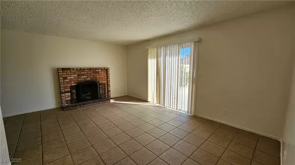 Las Vegas, NV 89107,709 Dolores DR