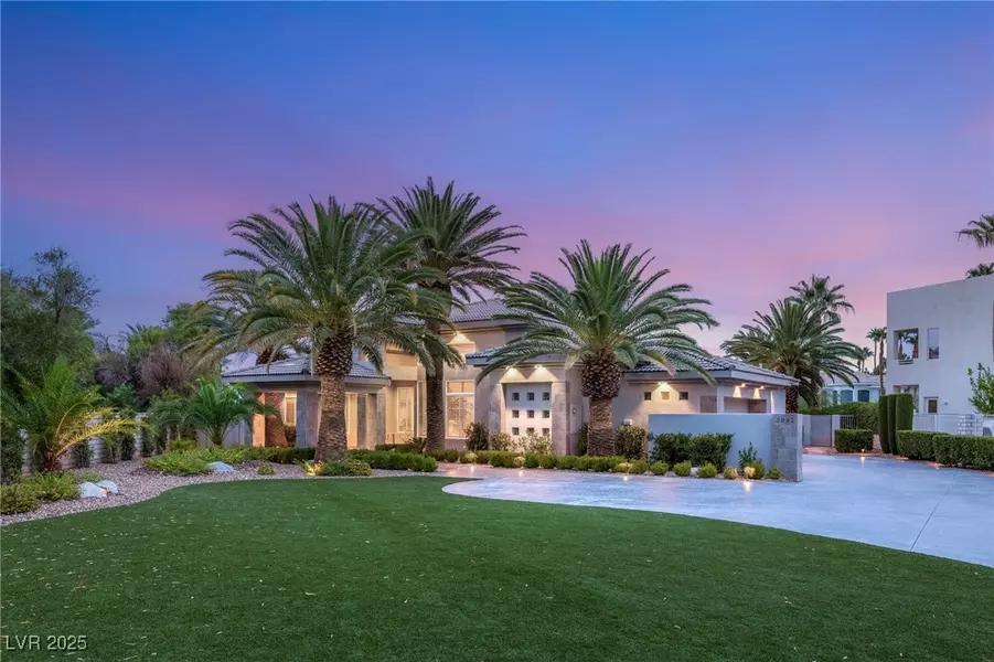 2032 Troon DR, Henderson, NV 89074