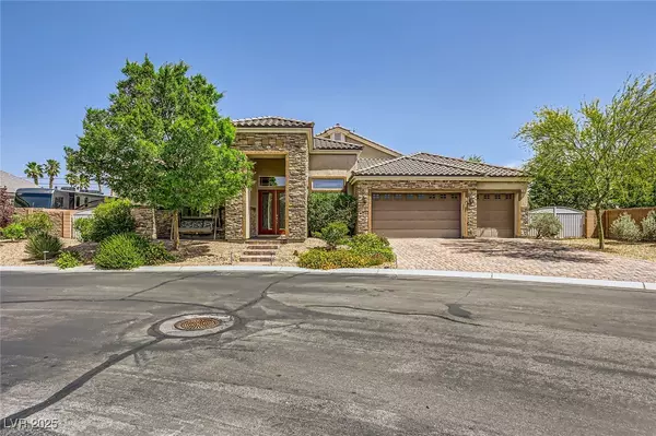 Las Vegas, NV 89129,7418 Lawrence Powers CT