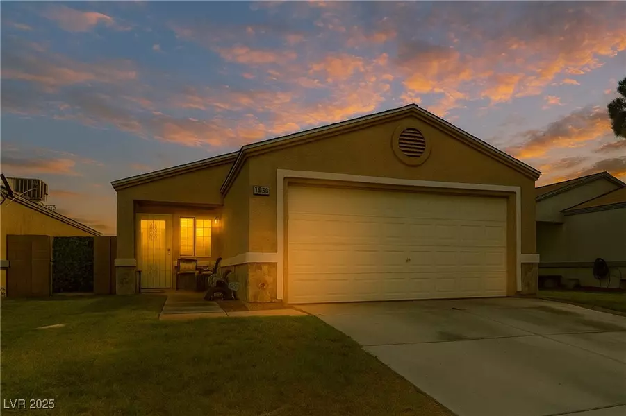 1936 King Hill ST, Las Vegas, NV 89106
