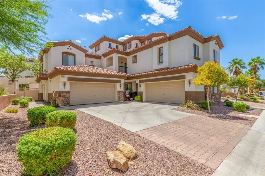 1092 Tuscan Sky LN #1, Henderson, NV 89002