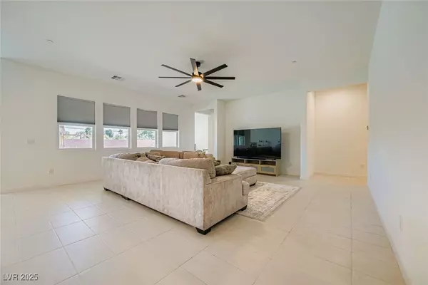 Las Vegas, NV 89131,7038 Silver Palace ST