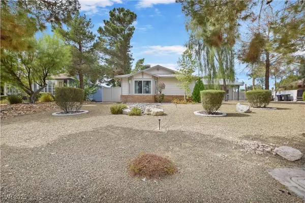 North Las Vegas, NV 89031,4633 LOST CREEK CT