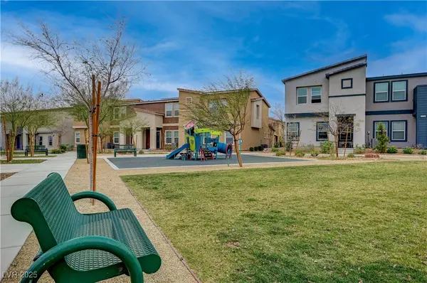 Henderson, NV 89002,542 Foothill Cove LN