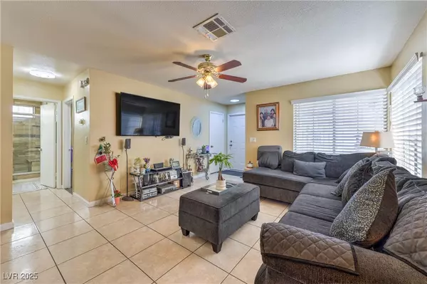 Las Vegas, NV 89142,1603 Teardrop ST