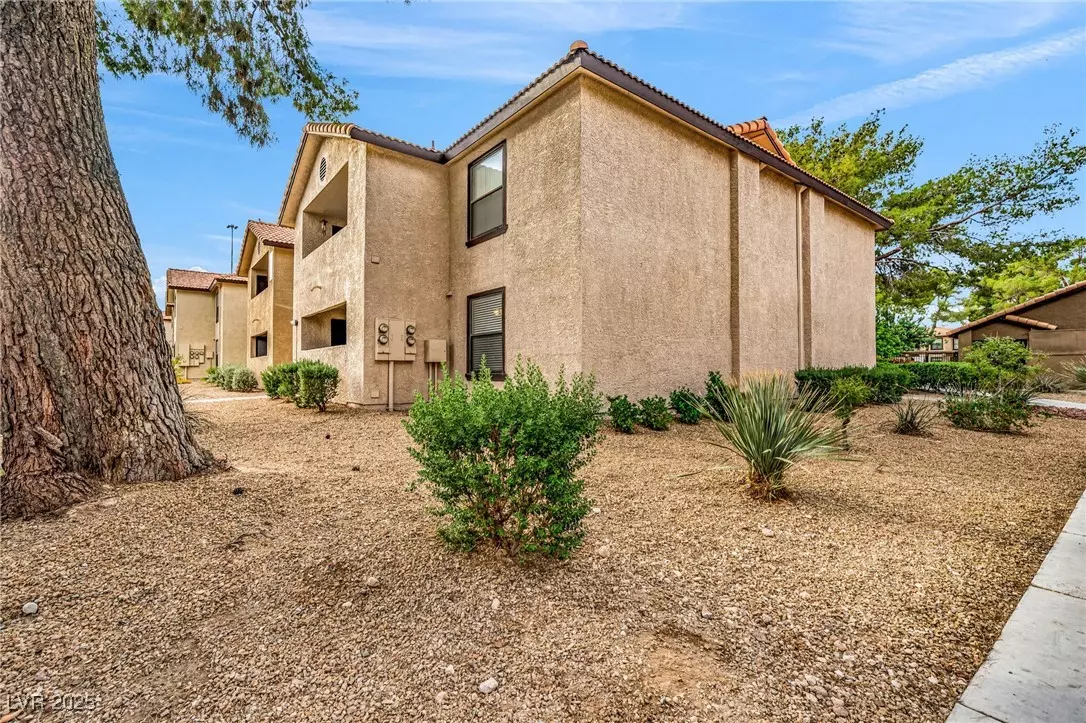 Las Vegas, NV 89108,2451 N Rainbow BLVD #1056
