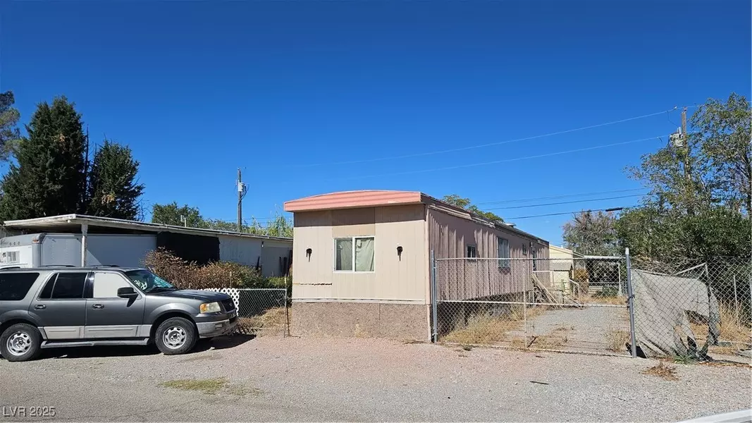 280 W Bonnie Claire CT, Pahrump, NV 89048
