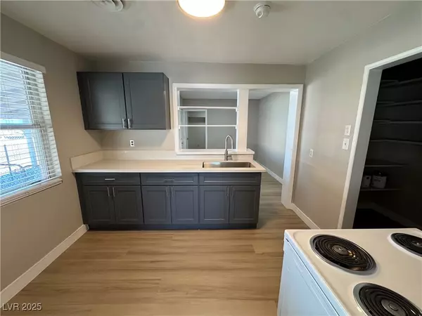 North Las Vegas, NV 89030,1300 E Nelson AVE