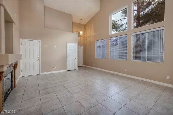 Las Vegas, NV 89143,8913 Picket Fence AVE