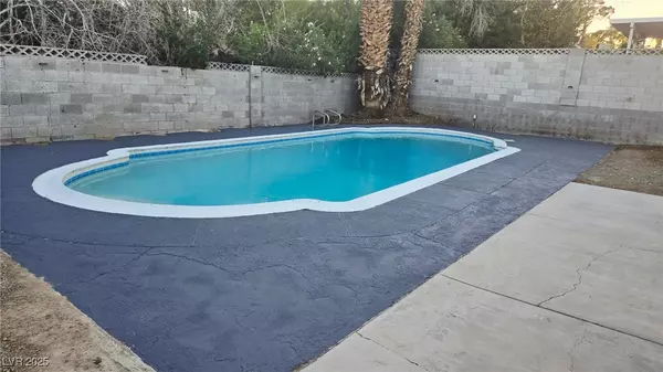Las Vegas, NV 89121,4161 Oxnard CIR