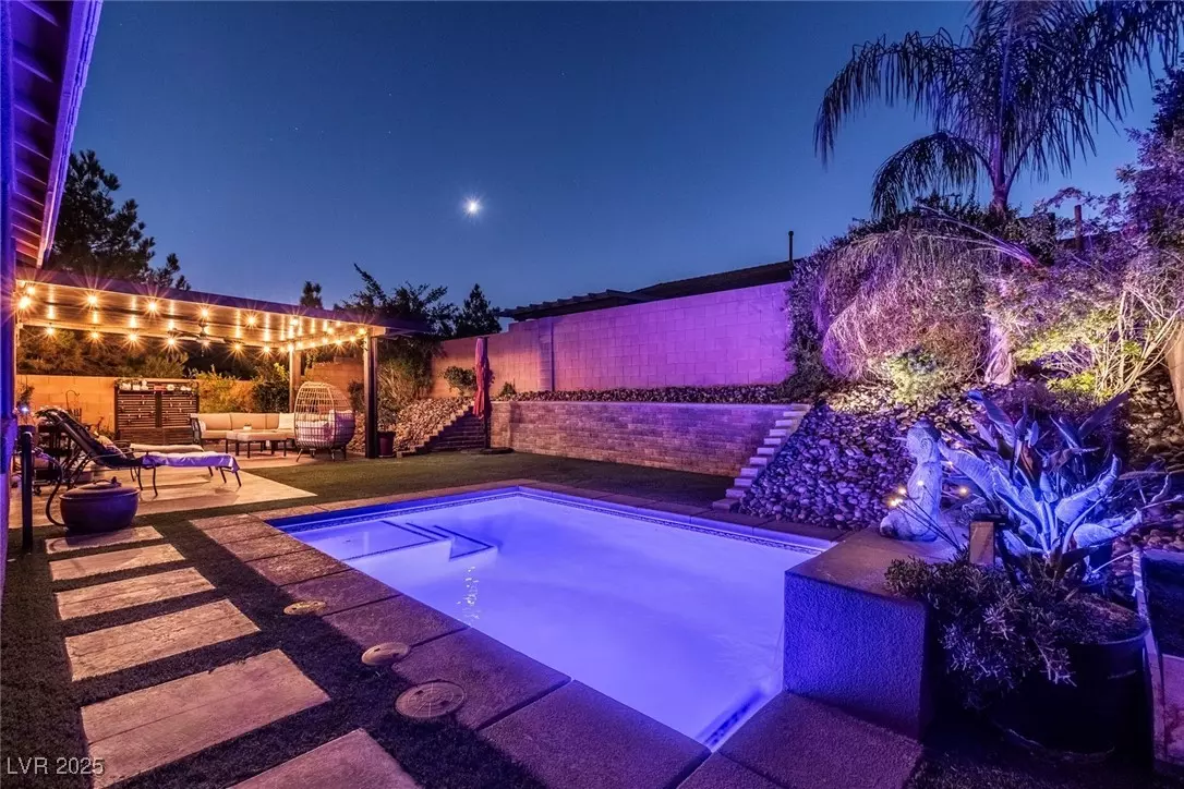 North Las Vegas, NV 89084,6729 Alpenwood CT