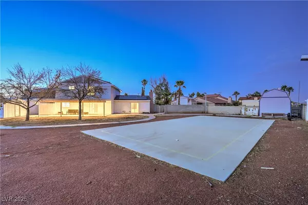 Las Vegas, NV 89139,7477 Ullom DR