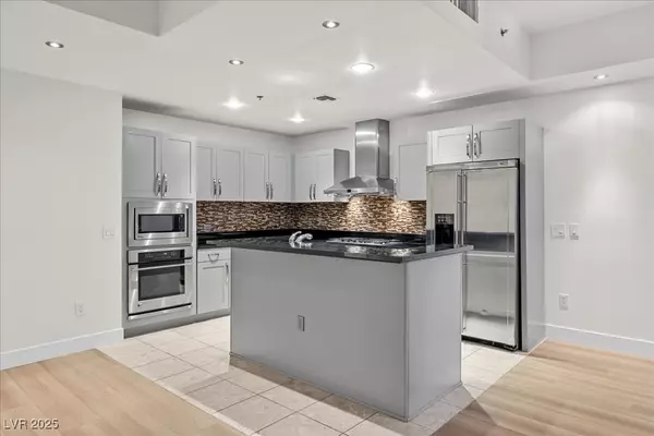 Las Vegas, NV 89103,4575 Dean Martin DR #3009