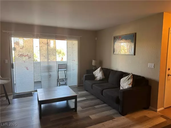 Las Vegas, NV 89119,1455 E Katie AVE #G27