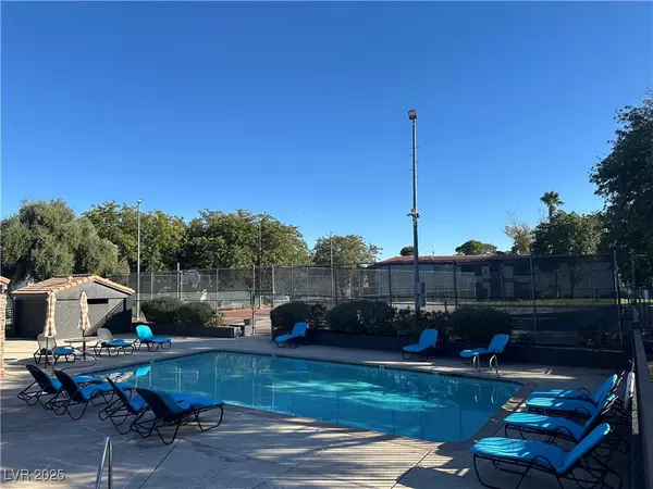 Las Vegas, NV 89119,1455 E Katie AVE #G27