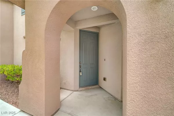 Las Vegas, NV 89135,11428 Belmont Lake DR #102