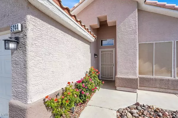 Las Vegas, NV 89130,5244 Velazco LN
