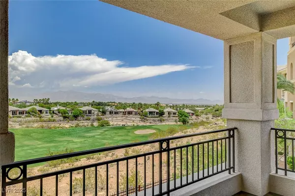 Las Vegas, NV 89144,9220 Tesoras DR #202