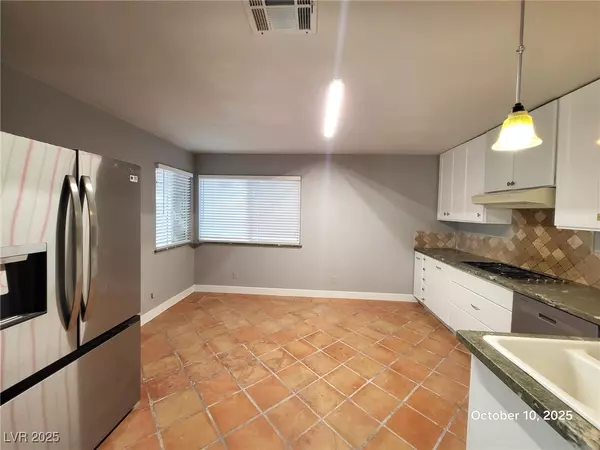 Las Vegas, NV 89103,6355 W Twain AVE