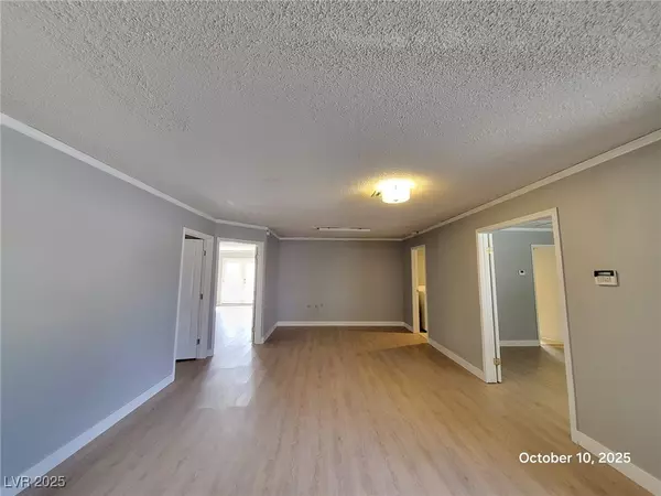 Las Vegas, NV 89103,6355 W Twain AVE