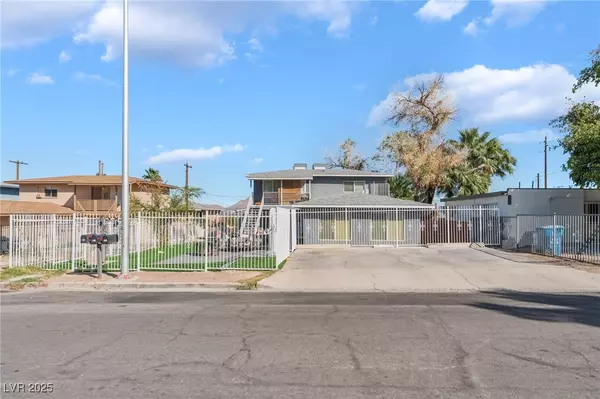 370 N 13th ST, Las Vegas, NV 89101