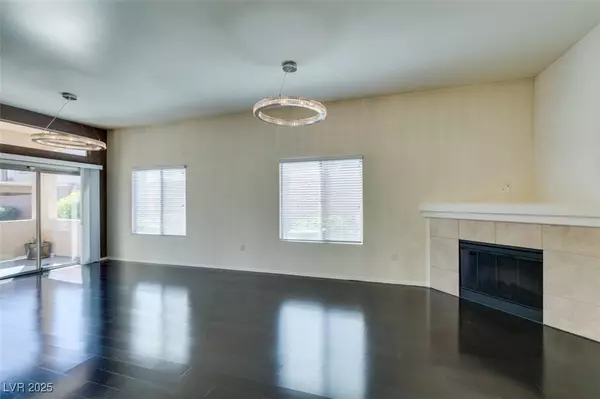 Las Vegas, NV 89113,8985 S Durango DR #1080