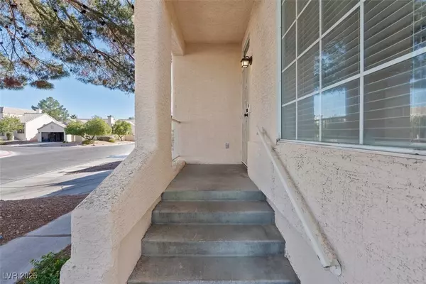 Las Vegas, NV 89149,7733 Kasmere Falls DR