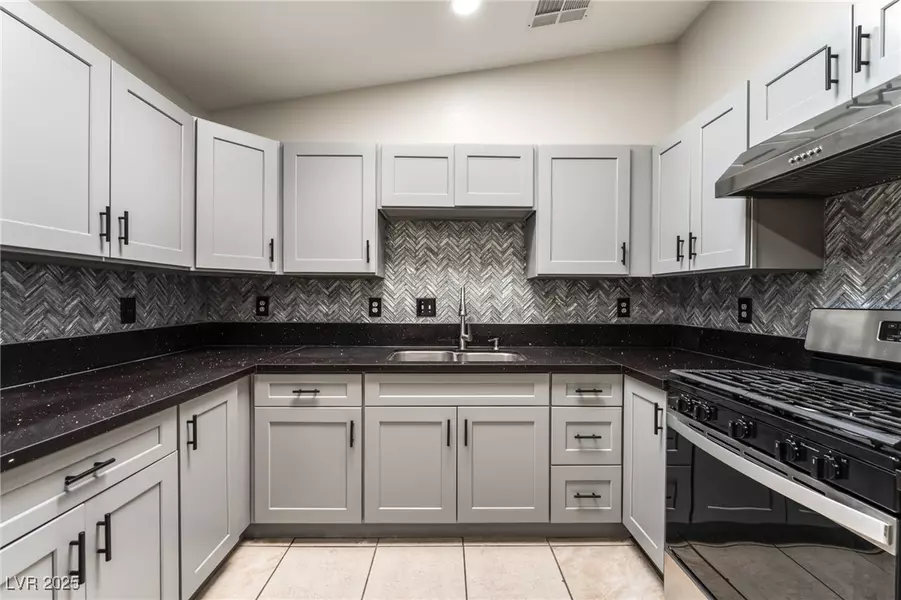 1832 Taylor Hill ST, Las Vegas, NV 89106