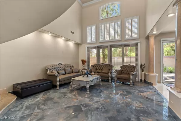 Las Vegas, NV 89113,8215 Crow Valley LN