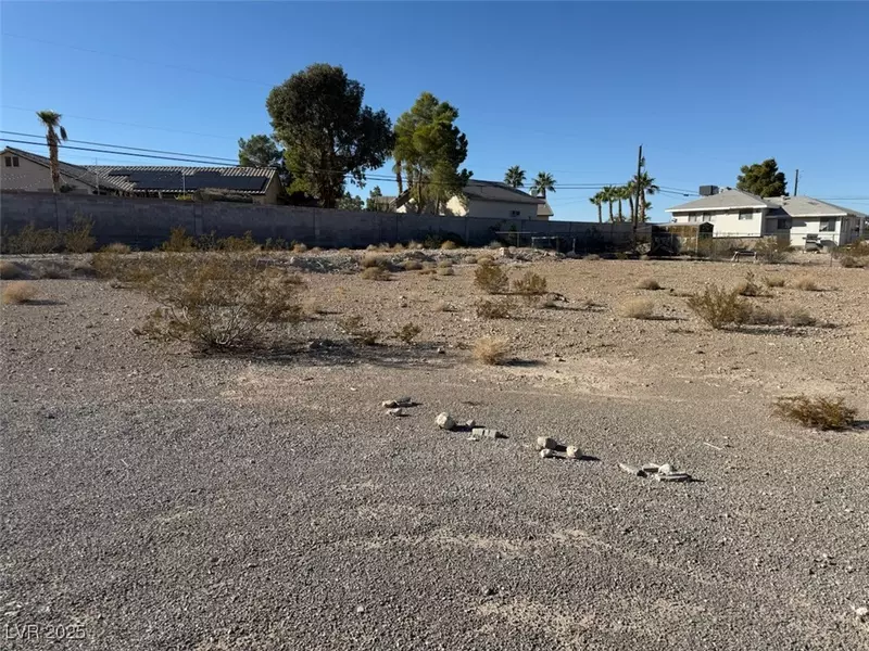 5975 N El Capitan WAY, Las Vegas, NV 89149