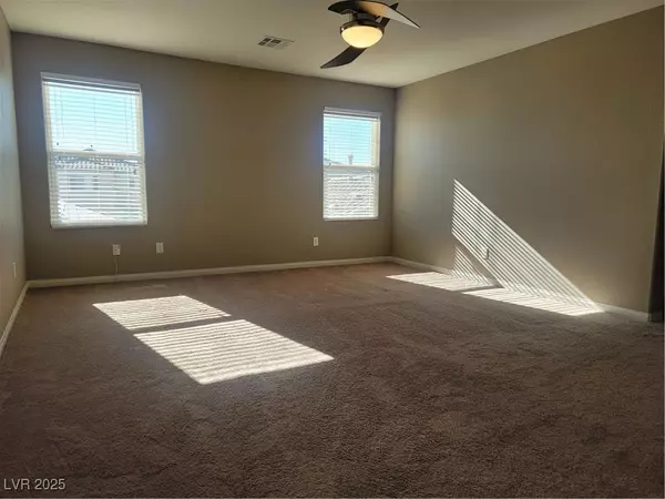 Las Vegas, NV 89129,10557 Seasonable DR