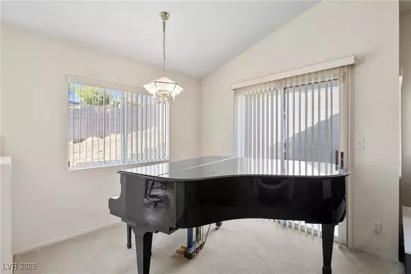 Henderson, NV 89014,455 Raindance DR