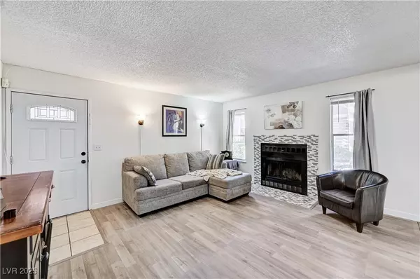 Las Vegas, NV 89119,5078 Spencer ST #B