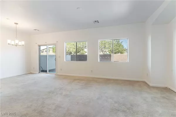 Las Vegas, NV 89122,4824 Straight Flush DR #102