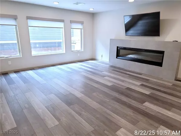 Las Vegas, NV 89113,8037 Misty Canyon AVE