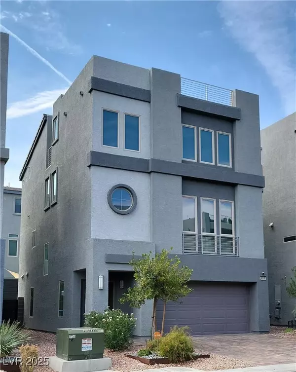 8037 Misty Canyon AVE, Las Vegas, NV 89113