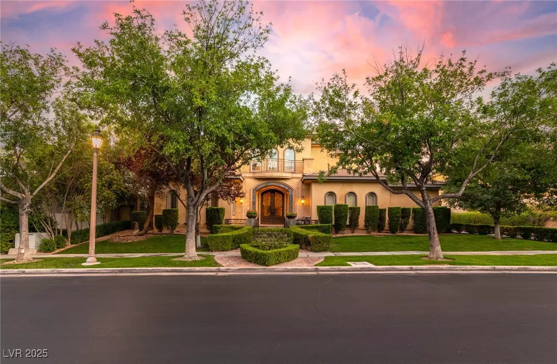 Las Vegas, NV 89144,9505 Tournament Canyon DR