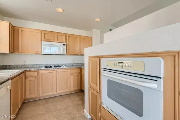 Las Vegas, NV 89123,47 E Agate AVE #508