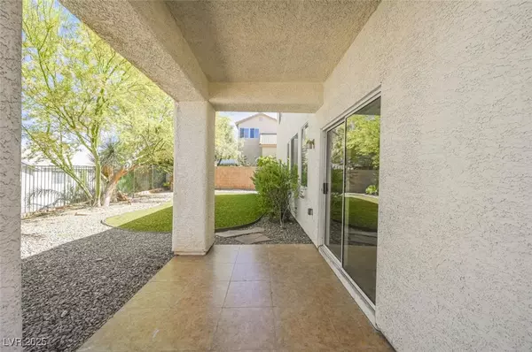 Henderson, NV 89052,716 Sharon Hills ST