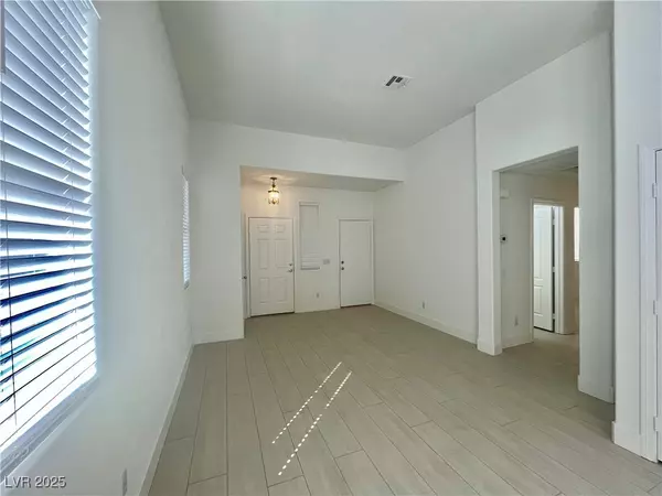 Las Vegas, NV 89141,10748 Tuscan CT