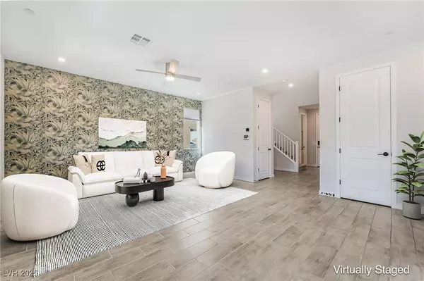 Henderson, NV 89011,203 Jaldena LN