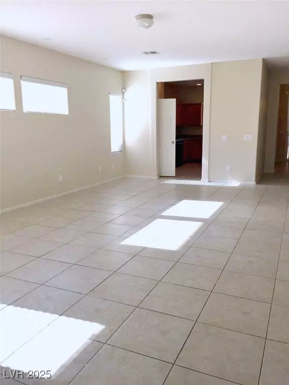 Las Vegas, NV 89131,6828 Woodland Vase CT