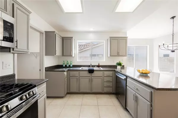 Las Vegas, NV 89131,8133 Broken Spur LN