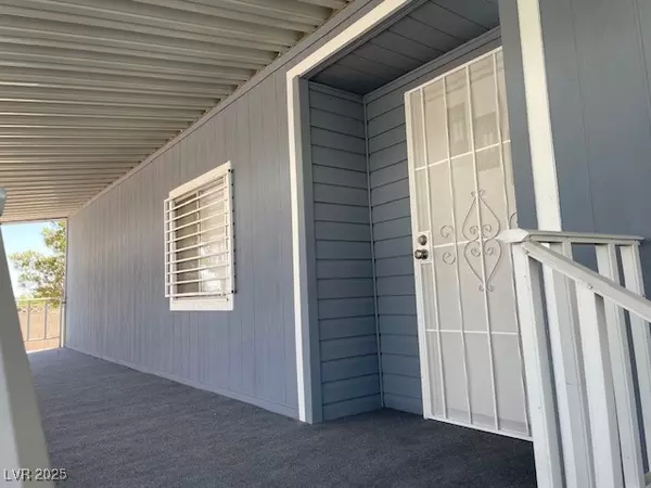 Las Vegas, NV 89103,5175 Ridge DR #149